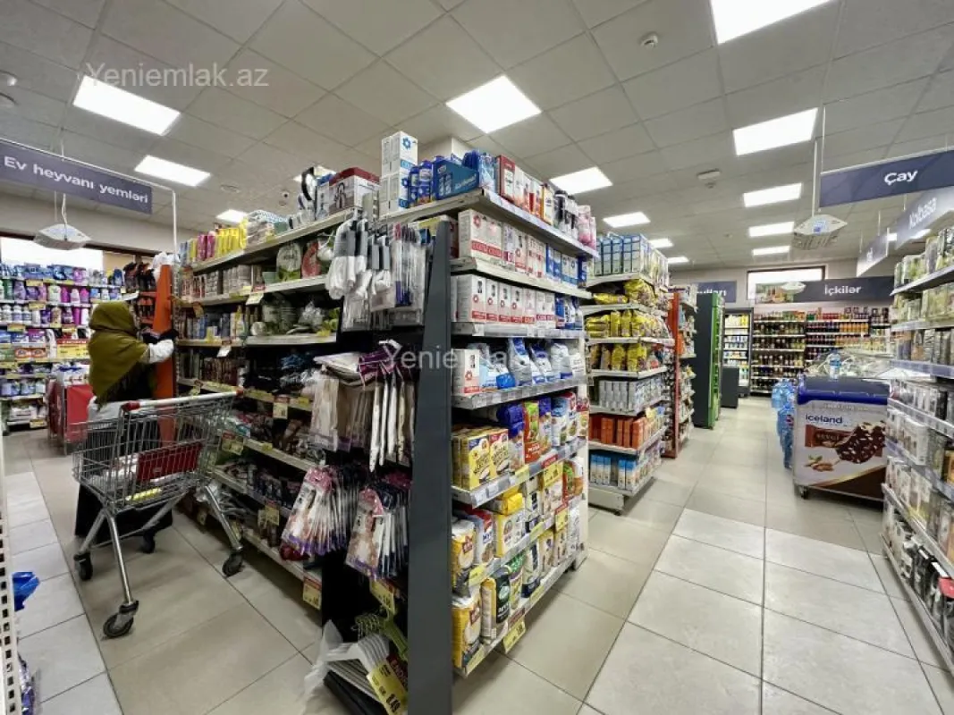 Satılır 4 otaqlı obyekt 370 m²