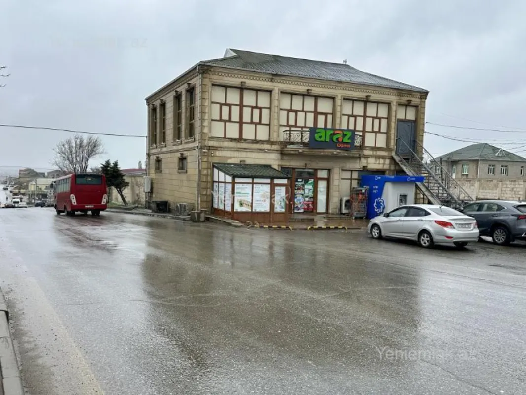 Satılır 4 otaqlı obyekt 370 m²