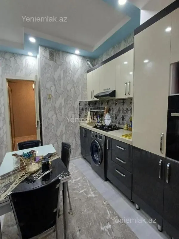Satılır 1 otaqlı köhnə tikili 41 m²