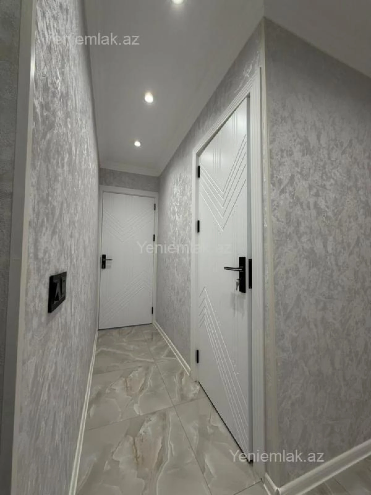 Satılır 3 otaqlı köhnə tikili 55 m²