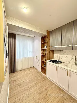 Satılır 2 otaqlı köhnə tikili 50 m²