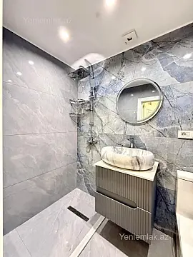 Satılır 2 otaqlı köhnə tikili 50 m²
