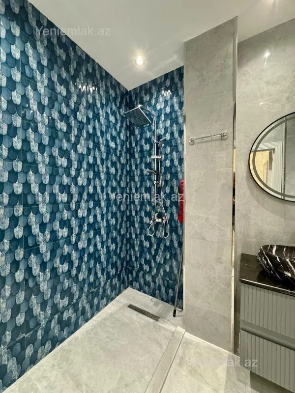 Satılır 2 otaqlı köhnə tikili 55 m²