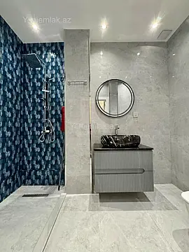 Satılır 2 otaqlı köhnə tikili 55 m²