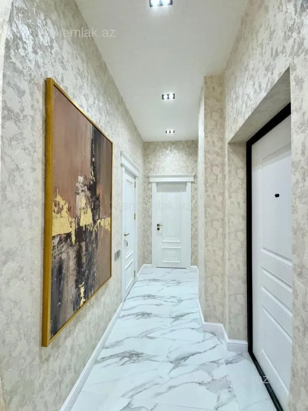 Satılır 2 otaqlı köhnə tikili 55 m²