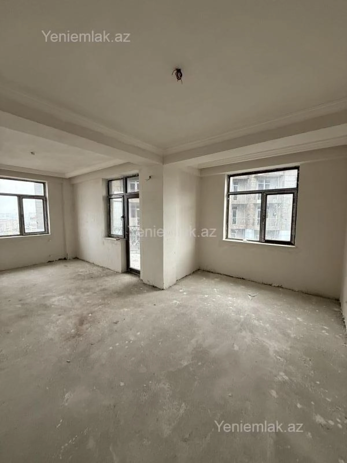 Satılır 3 otaqlı yeni tikili 134.4 m²