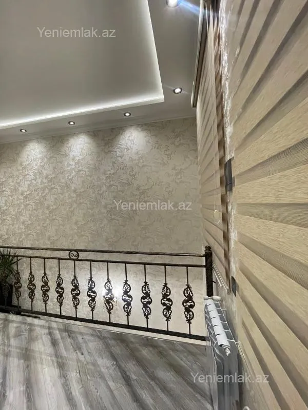 Satılır 4 otaqlı həyət evi 180 m²