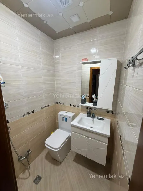 Satılır 2 otaqlı yeni tikili 75 m²