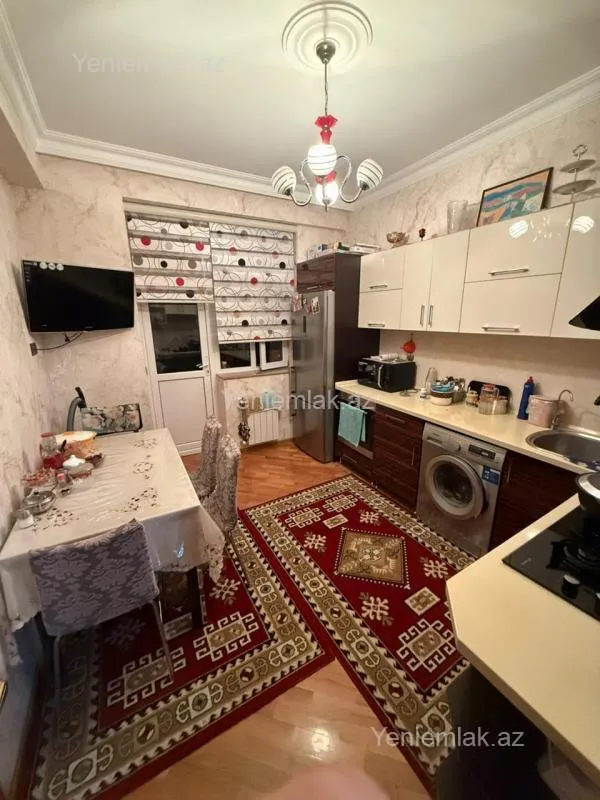 Satılır 2 otaqlı yeni tikili 75 m²