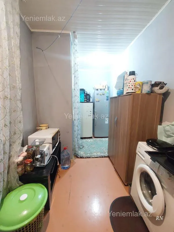 Satılır 3 otaqlı köhnə tikili 80 m²