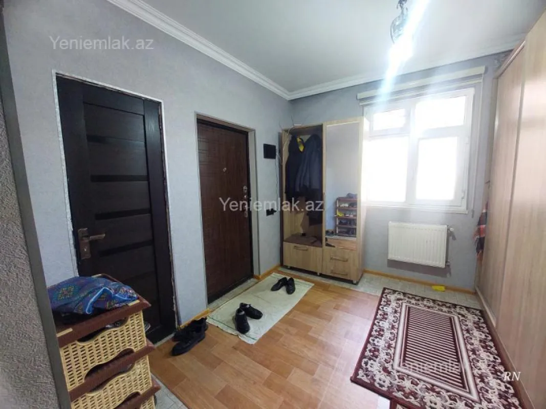 Satılır 3 otaqlı köhnə tikili 80 m²