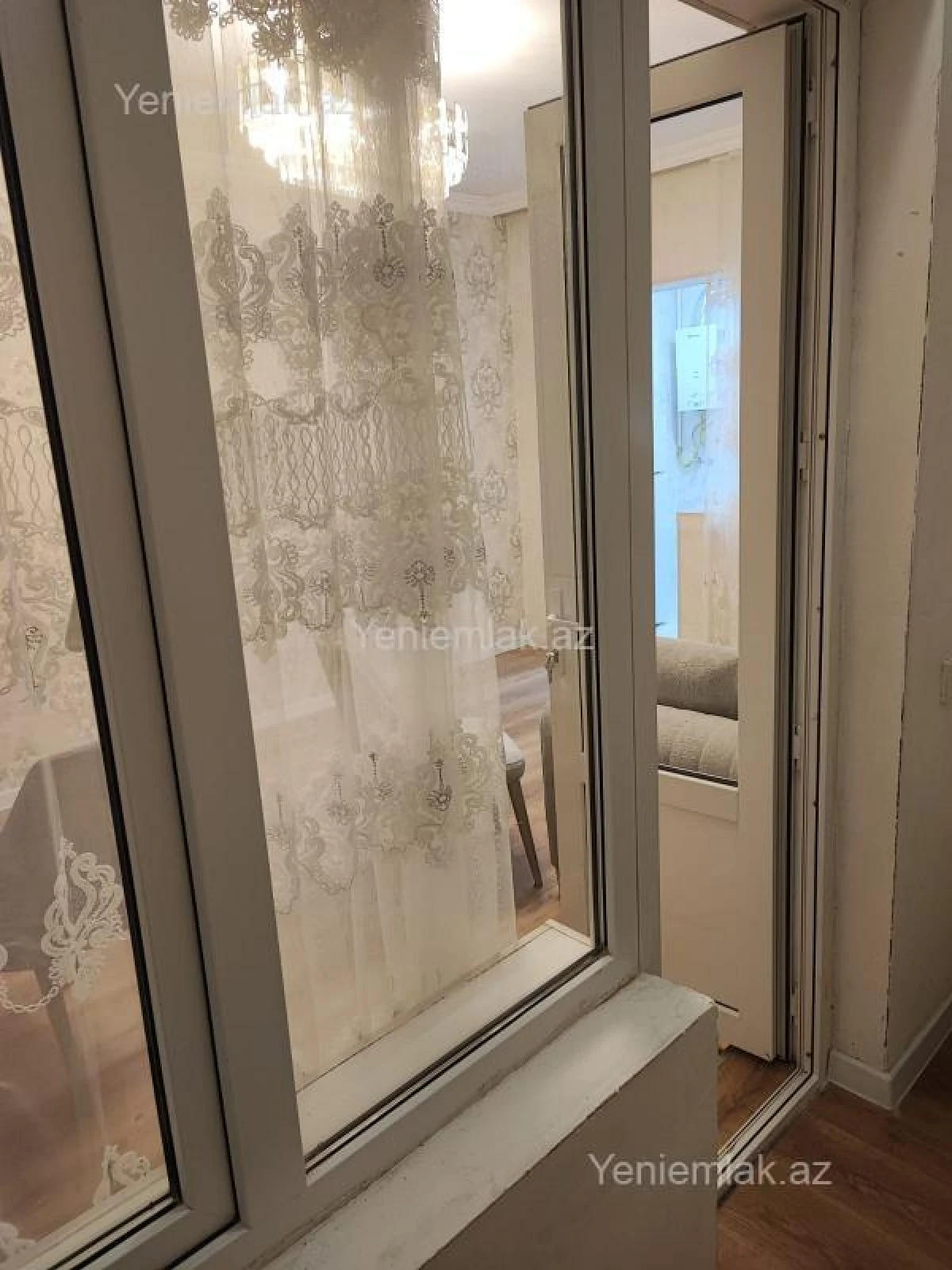 Satılır 2 otaqlı köhnə tikili 47 m²