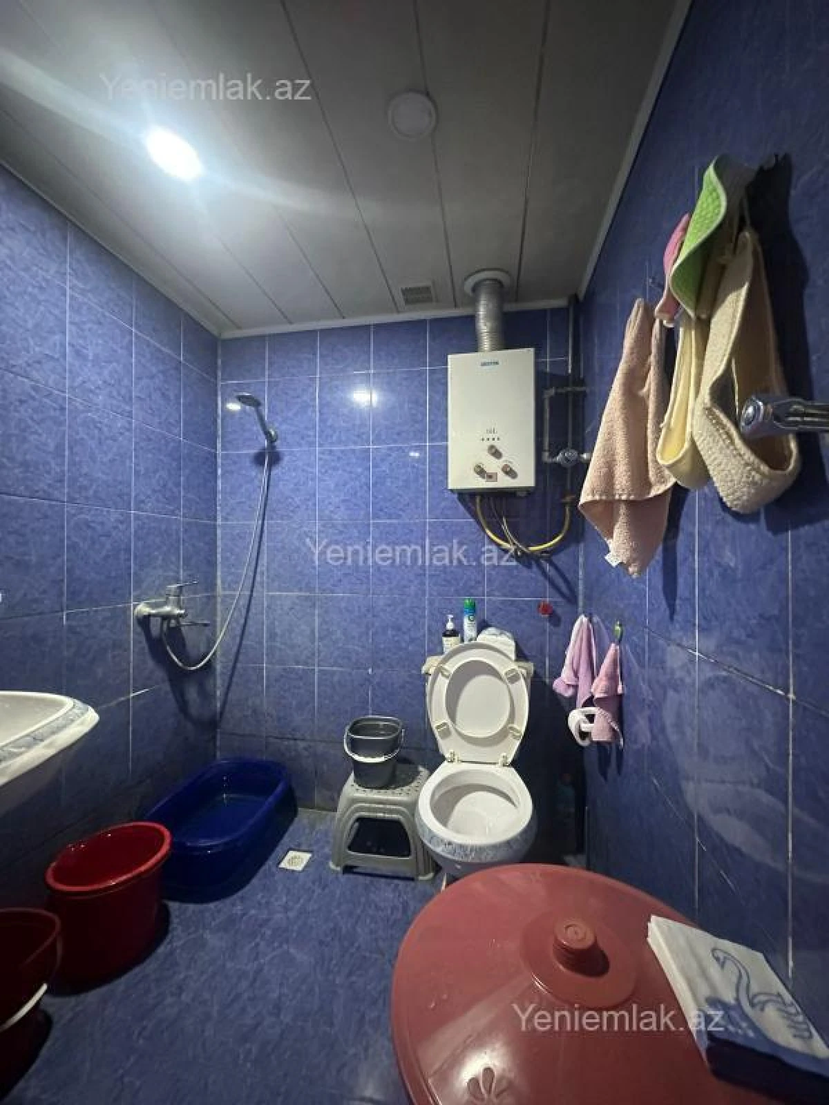 Satılır 2 otaqlı köhnə tikili 60 m²