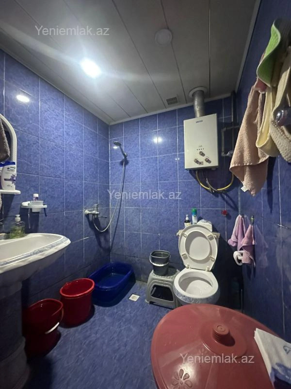 Satılır 2 otaqlı köhnə tikili 60 m²