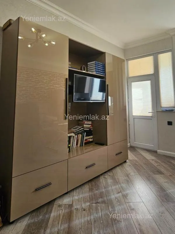 Satılır 1 otaqlı yeni tikili 30 m²