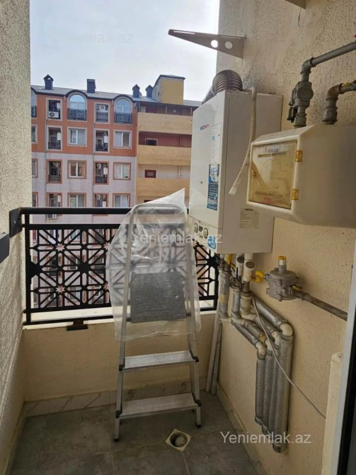 Satılır 1 otaqlı yeni tikili 30 m²