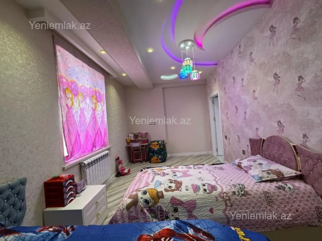 Satılır 3 otaqlı yeni tikili 100 m²