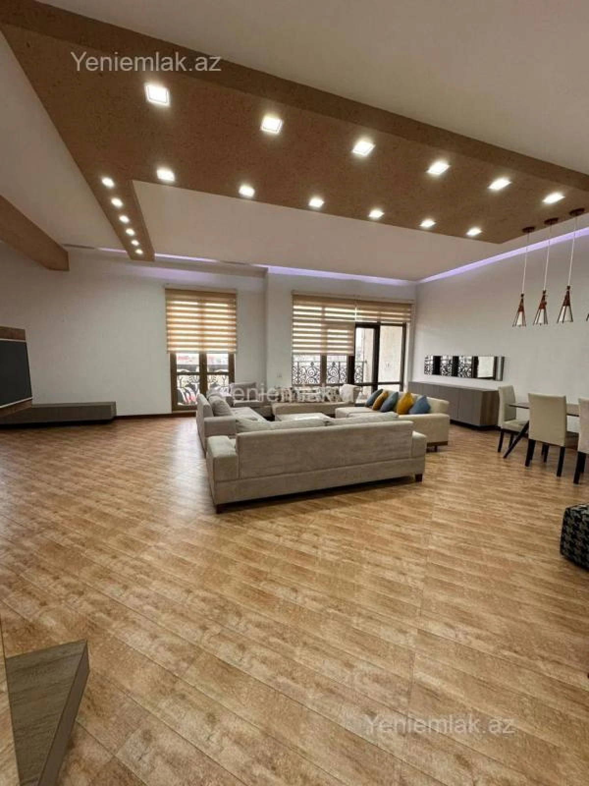 Satılır 4 otaqlı yeni tikili 230 m²