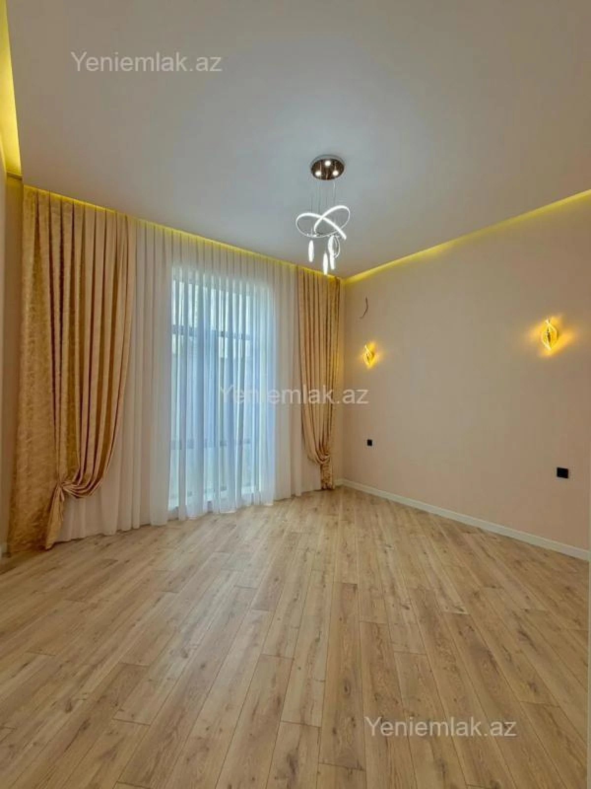 Satılır 4 otaqlı həyət evi 190 m²