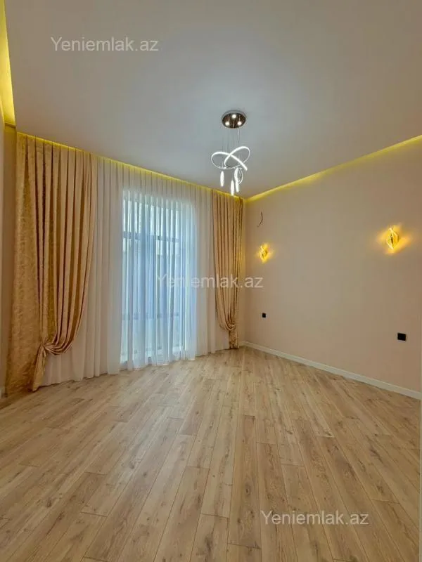 Satılır 4 otaqlı həyət evi 190 m²