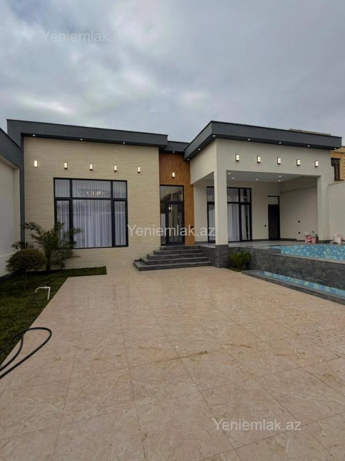 Satılır 4 otaqlı həyət evi 190 m²