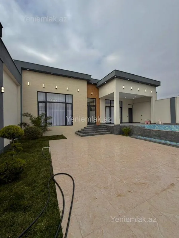 Satılır 4 otaqlı həyət evi 190 m²