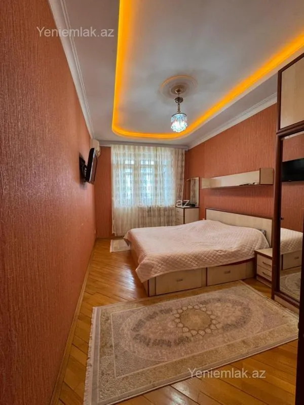 Satılır 2 otaqlı yeni tikili 65 m²