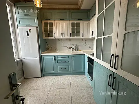 Satılır 2 otaqlı yeni tikili 72 m²