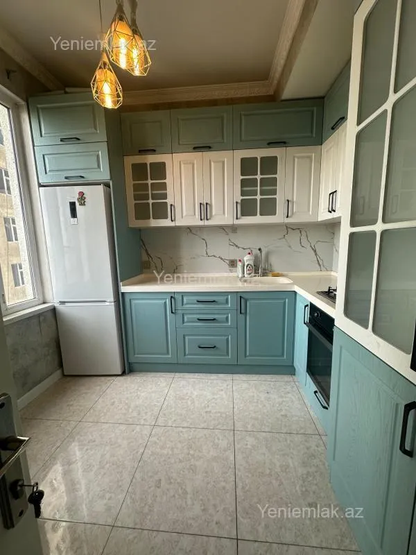 Satılır 2 otaqlı yeni tikili 72 m²