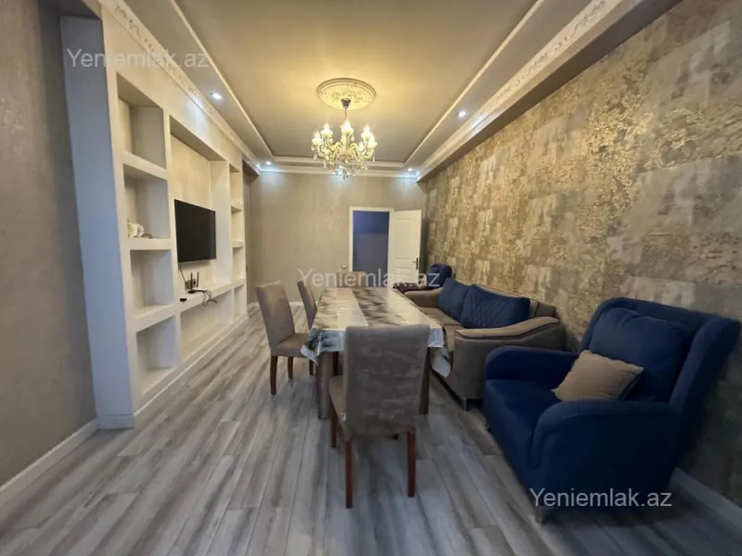 Satılır 2 otaqlı yeni tikili 72 m²