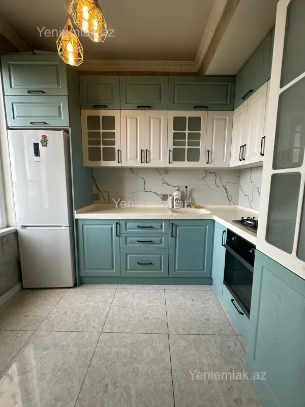 Satılır 2 otaqlı yeni tikili 72 m²