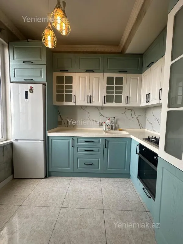 Satılır 2 otaqlı yeni tikili 72 m²