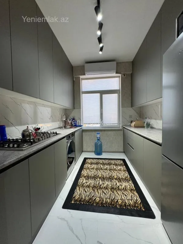 Satılır 3 otaqlı yeni tikili 76 m²