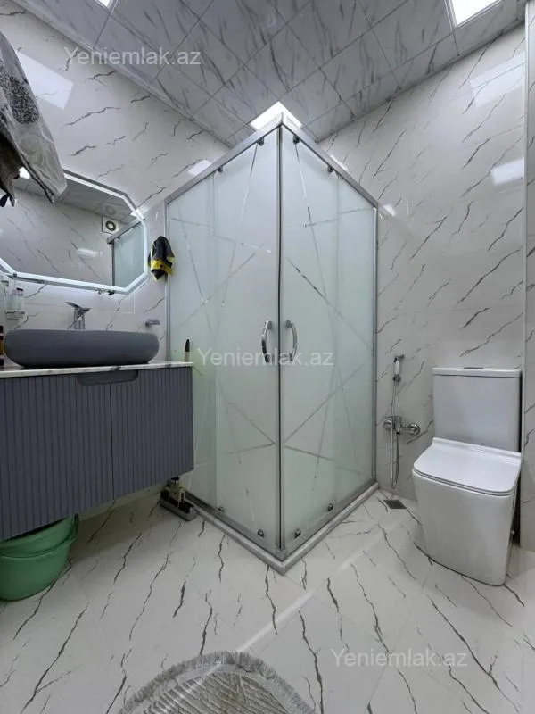 Satılır 3 otaqlı yeni tikili 76 m²