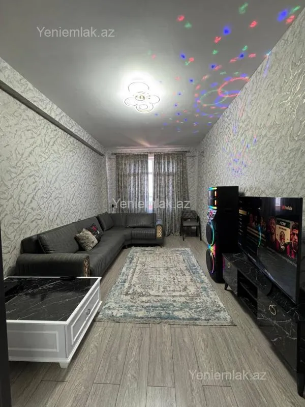 Satılır 3 otaqlı yeni tikili 76 m²