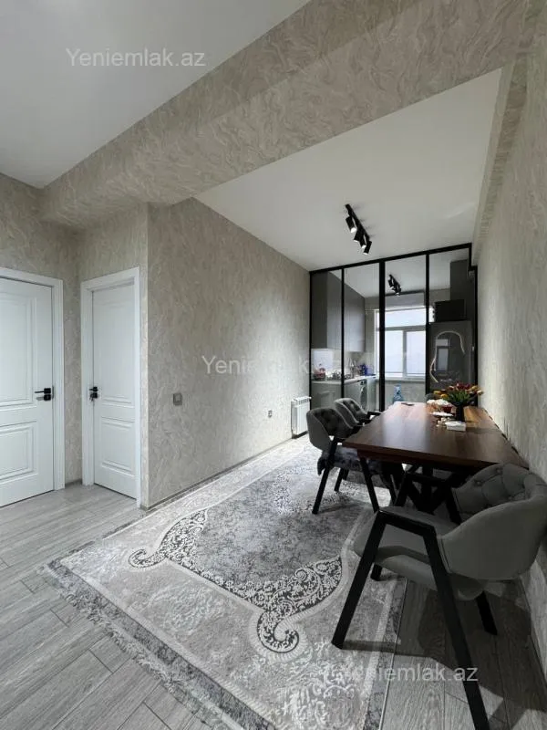 Satılır 3 otaqlı yeni tikili 76 m²