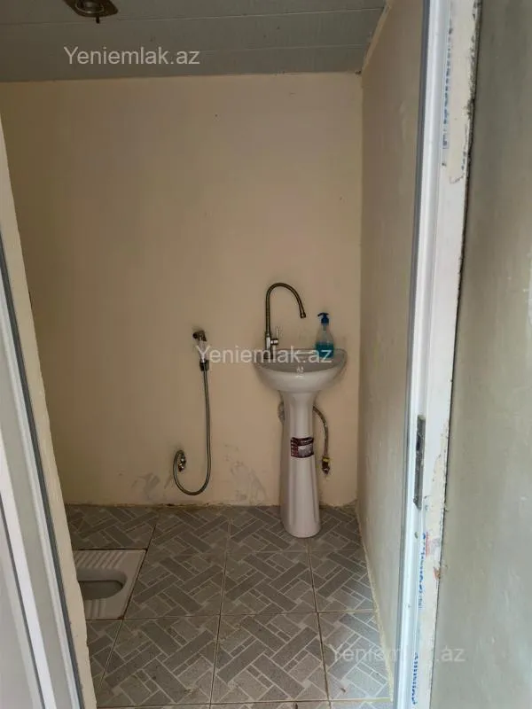 Satılır 6 otaqlı həyət evi 170 m²
