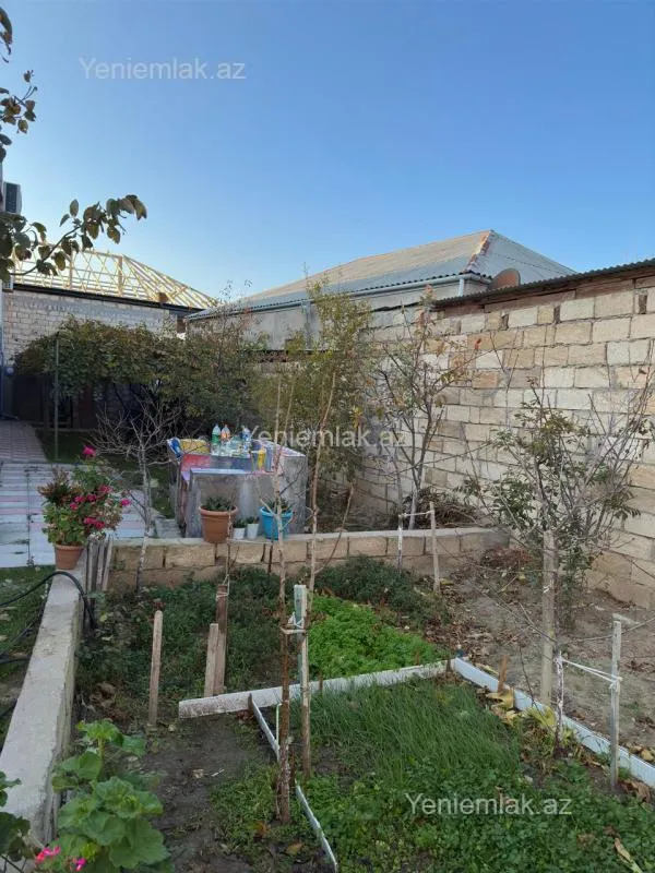 Satılır 6 otaqlı həyət evi 170 m²
