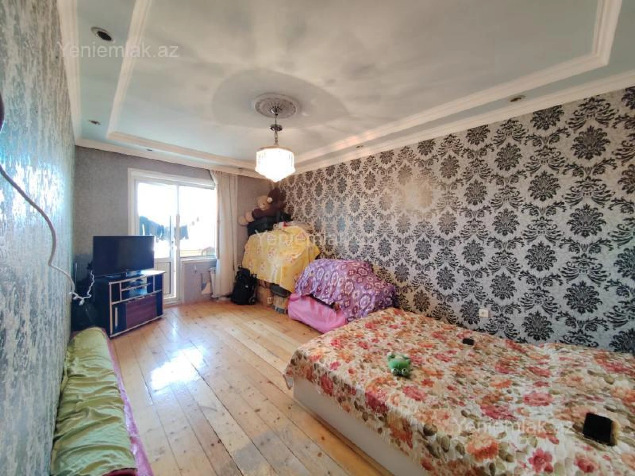 Satılır 3 otaqlı köhnə tikili 80 m²