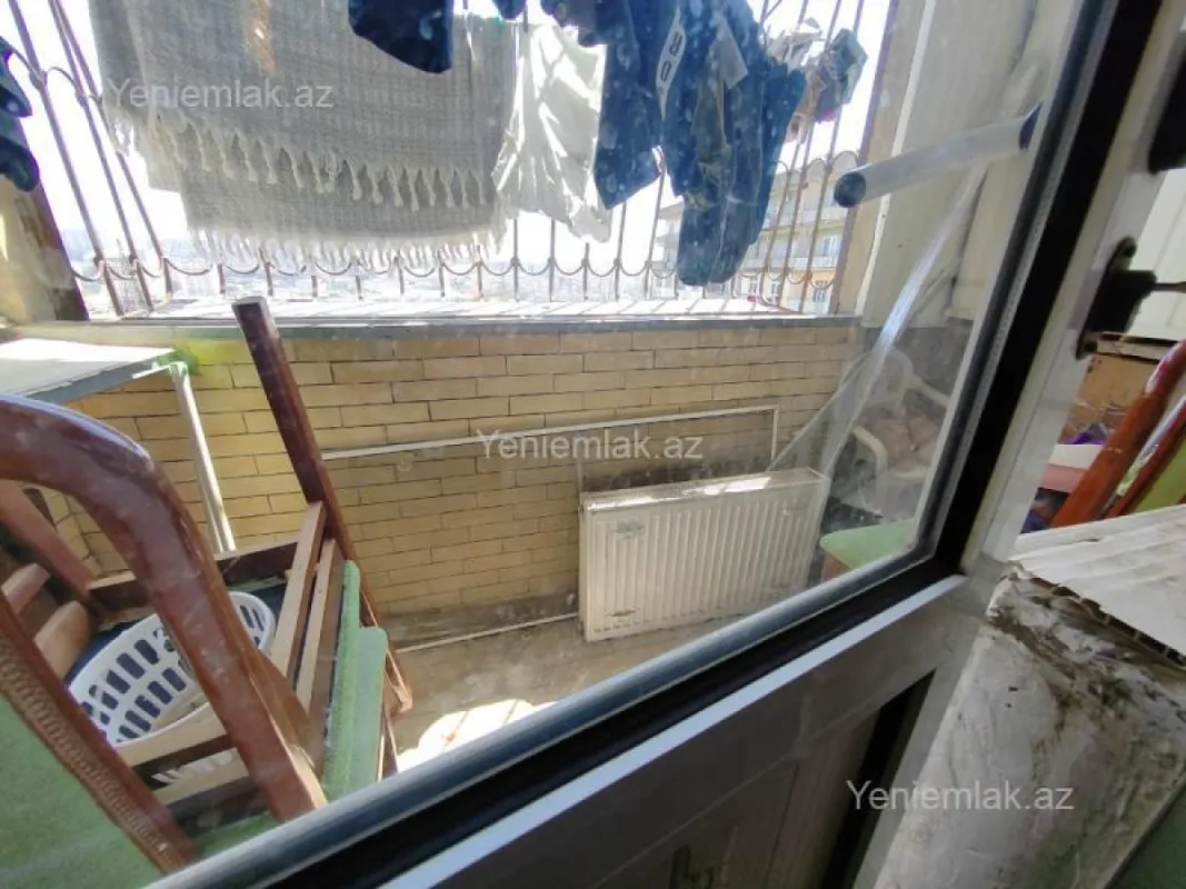 Satılır 3 otaqlı köhnə tikili 80 m²