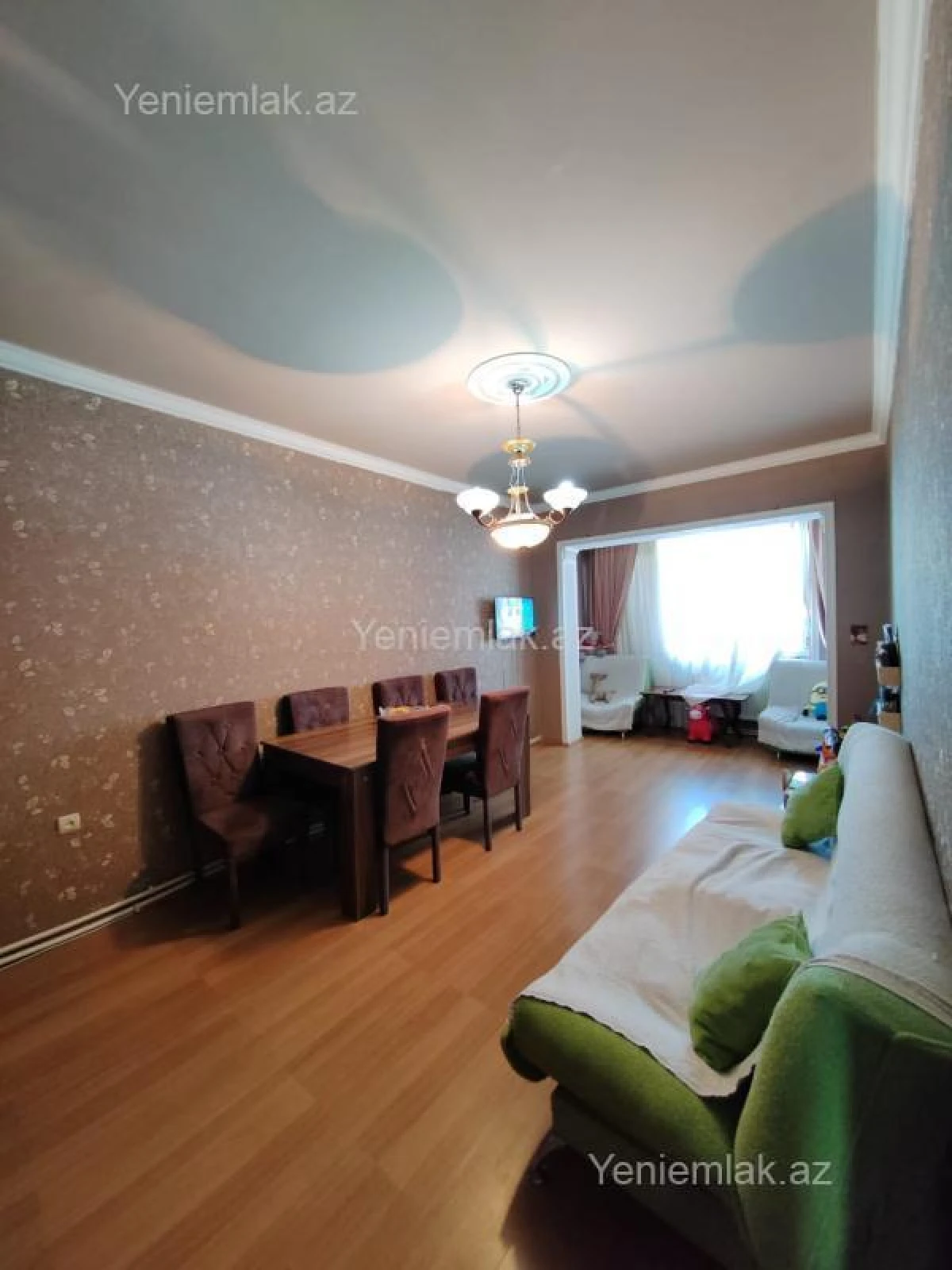 Satılır 3 otaqlı köhnə tikili 80 m²