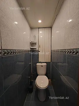 Satılır 3 otaqlı köhnə tikili 80 m²