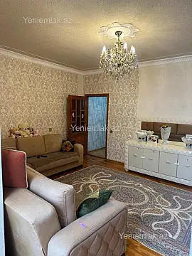 Satılır 2 otaqlı köhnə tikili 65 m²