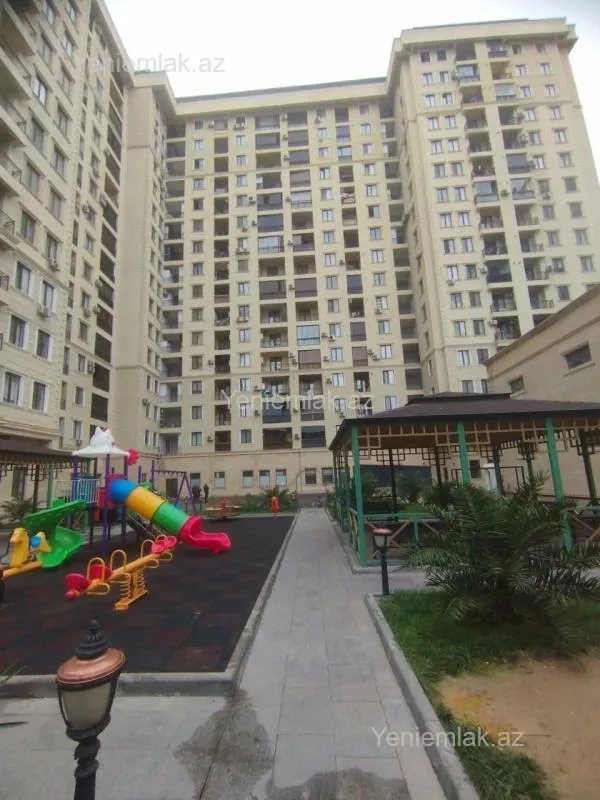 Satılır 2 otaqlı yeni tikili 50 m²