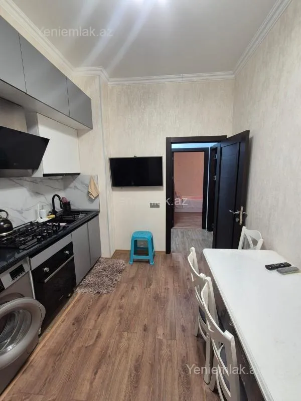 Satılır 3 otaqlı yeni tikili 86 m²