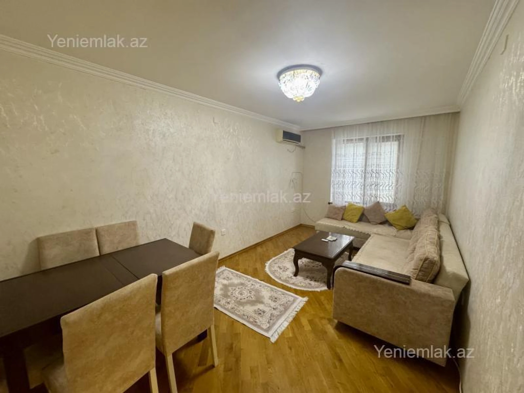 Satılır 2 otaqlı köhnə tikili 60 m²
