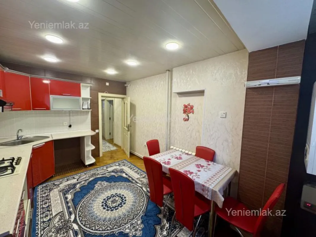 Satılır 2 otaqlı köhnə tikili 60 m²