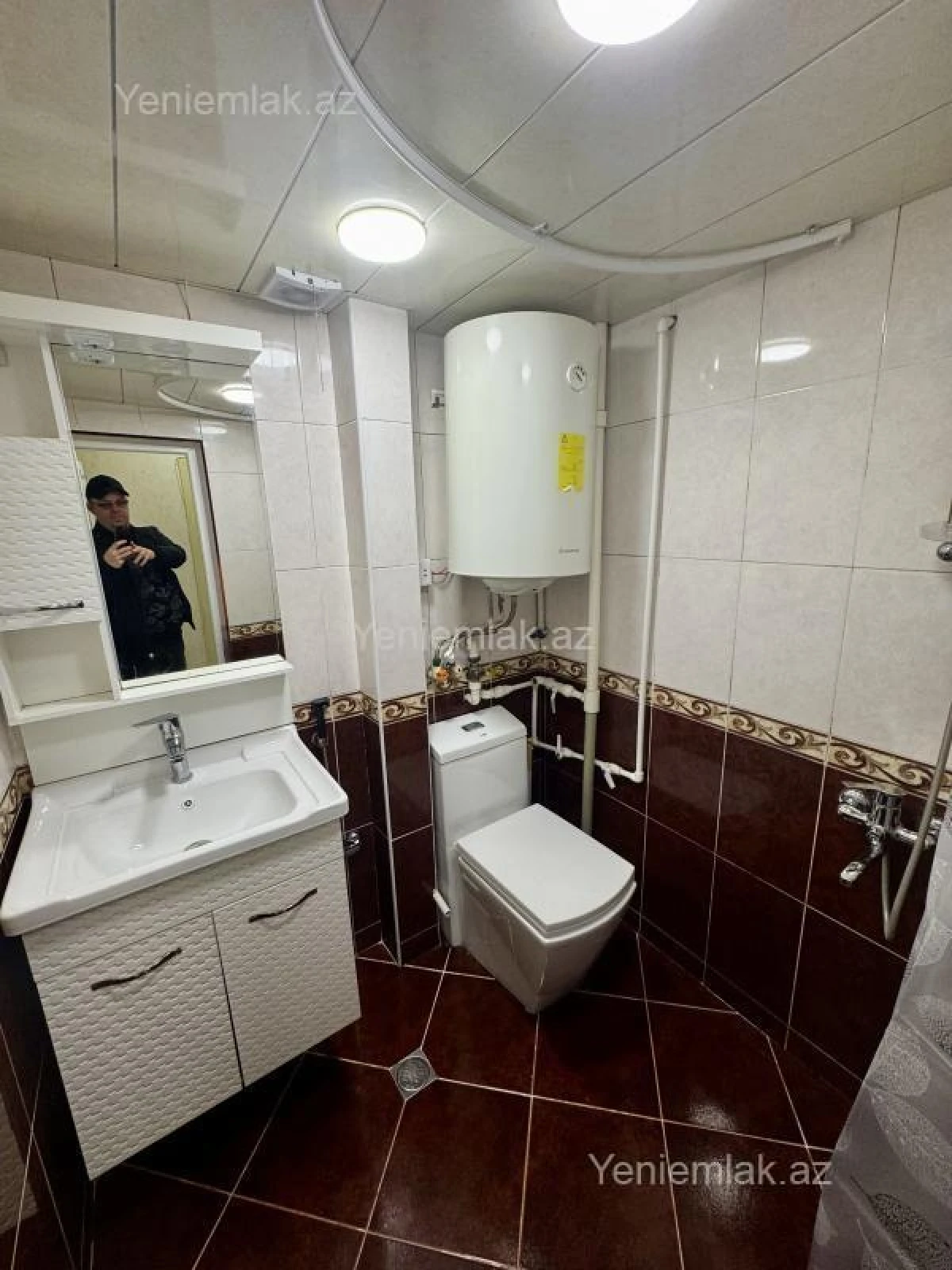 Satılır 2 otaqlı köhnə tikili 60 m²