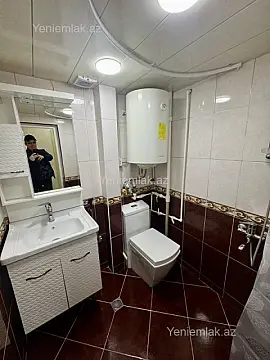 Satılır 2 otaqlı köhnə tikili 60 m²