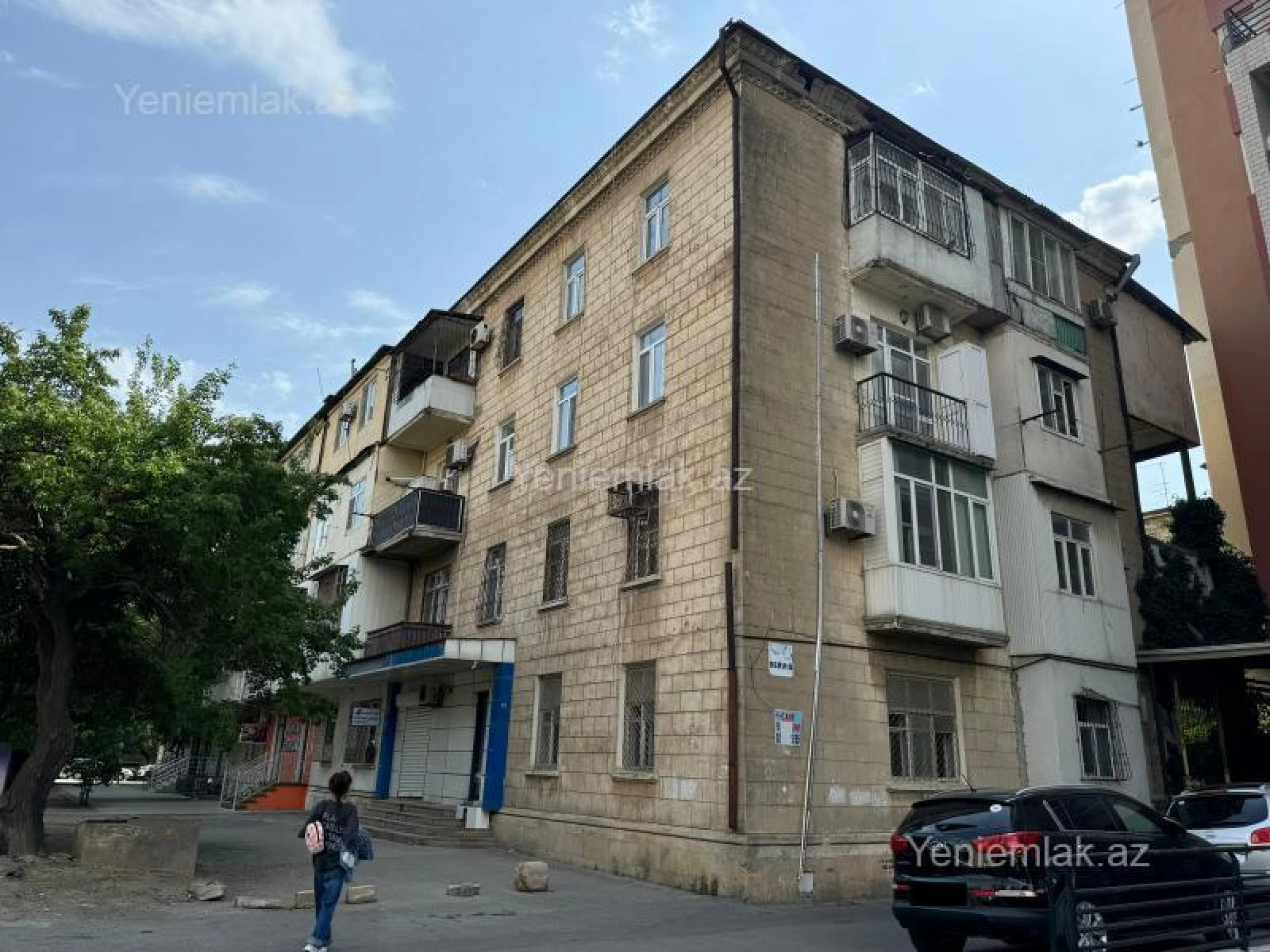Satılır 2 otaqlı köhnə tikili 60 m²